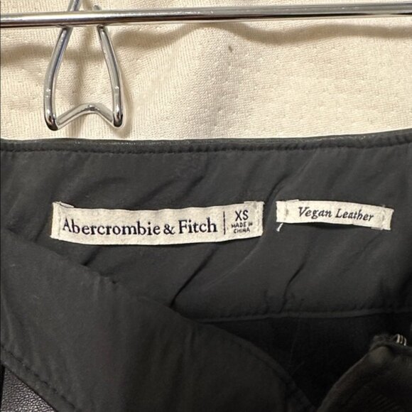 Abercrombie & Fitch Black Mini Skirt - Picture 3 of 3